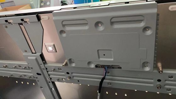 高輝度 65インチ LCDディスプレイ 1920*1080ピクセル デジタルサイネージ用