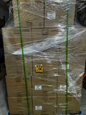 良い価格 LG 15.4インチ 1920*1200ピクセル、800 cd/m²高輝度屋外用車載LCDディスプレイ オンライン